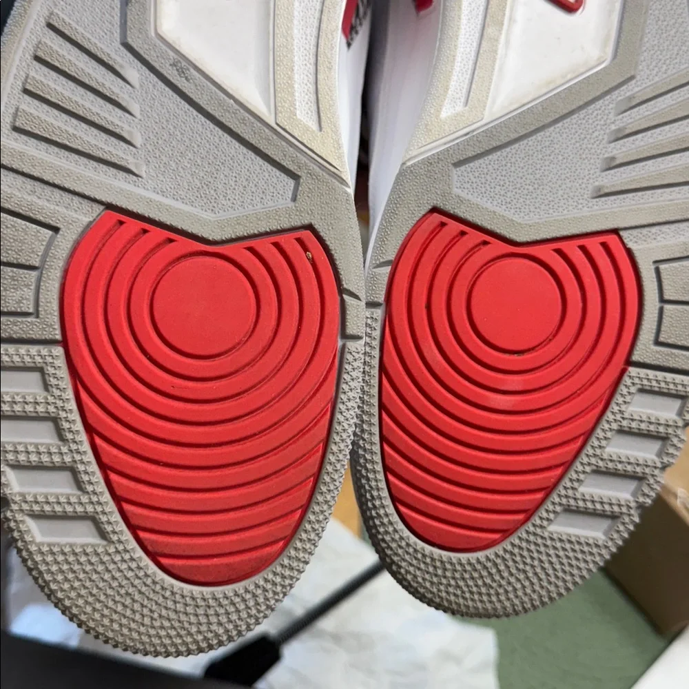 Jordan 3 - Picture 7 of 9